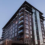 Museum Apartment Hotel, Independent Collection By Evt