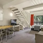Capital Lodge Motor Inn
