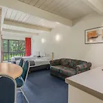 Capital Lodge Motor Inn