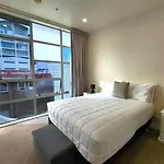 U Suites On Jessie