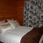 A Room 5 Minutes\' Walk To The Beach