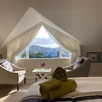 Khandallah Harbour View Bnb
