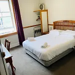 Shepherds Arms Hotel