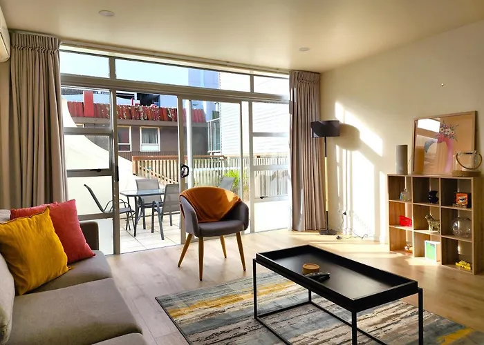 U Suites On Jessie