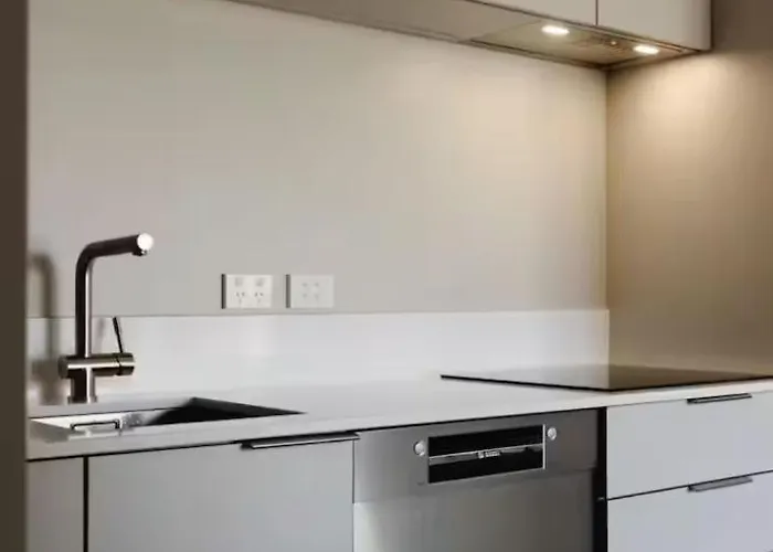 Unit 3, 11 Hospital Road Apartment