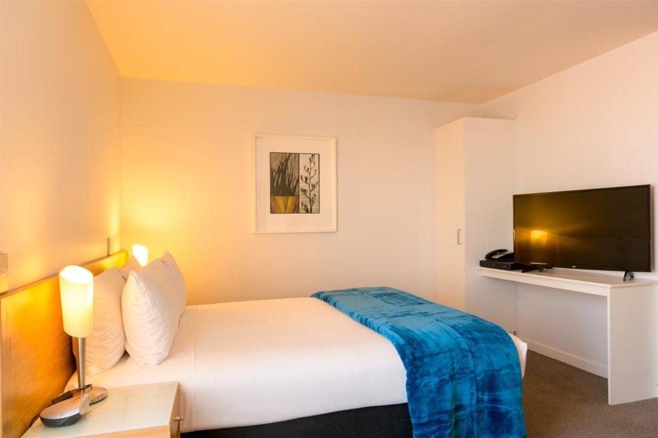 Astelia Aparthotel