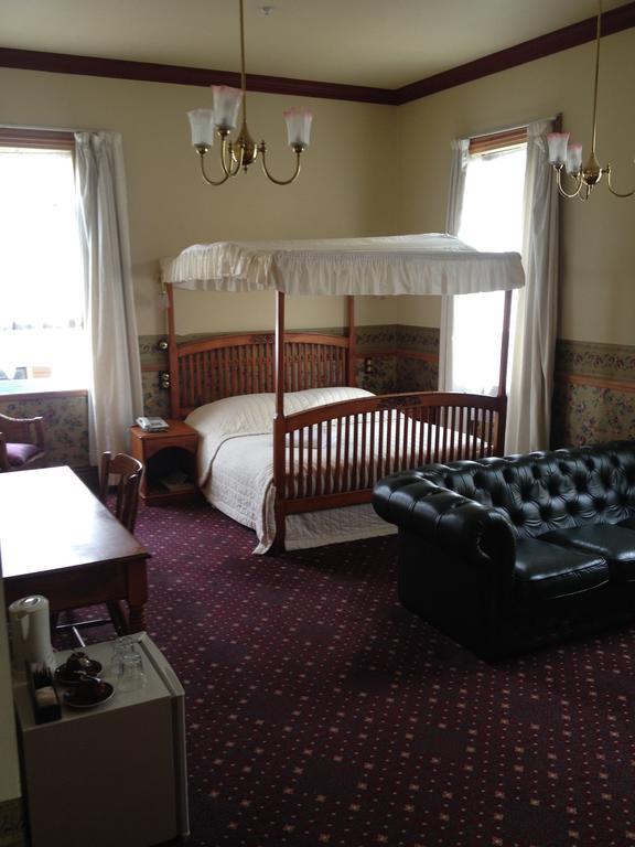 Hotel Shepherds Arms 3*