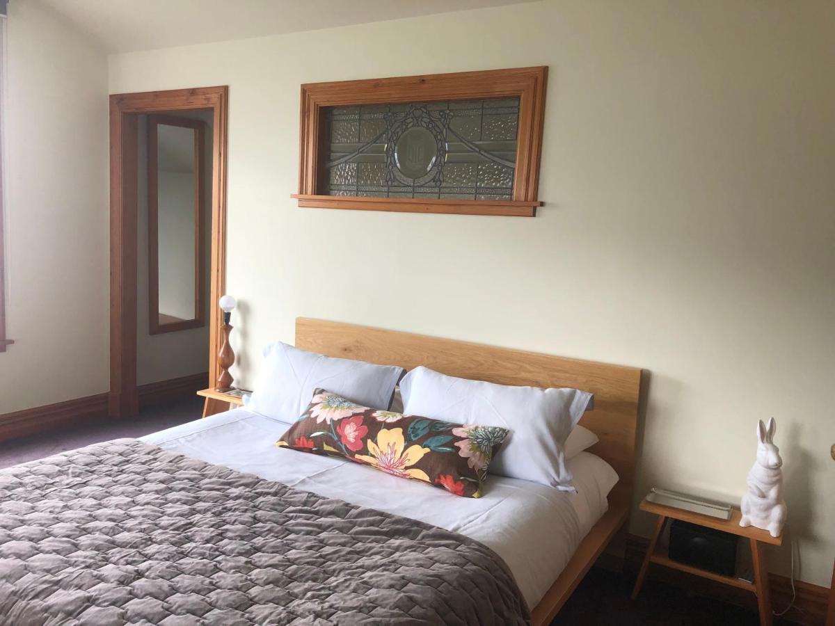 Karaka Bays Bed & Breakfast