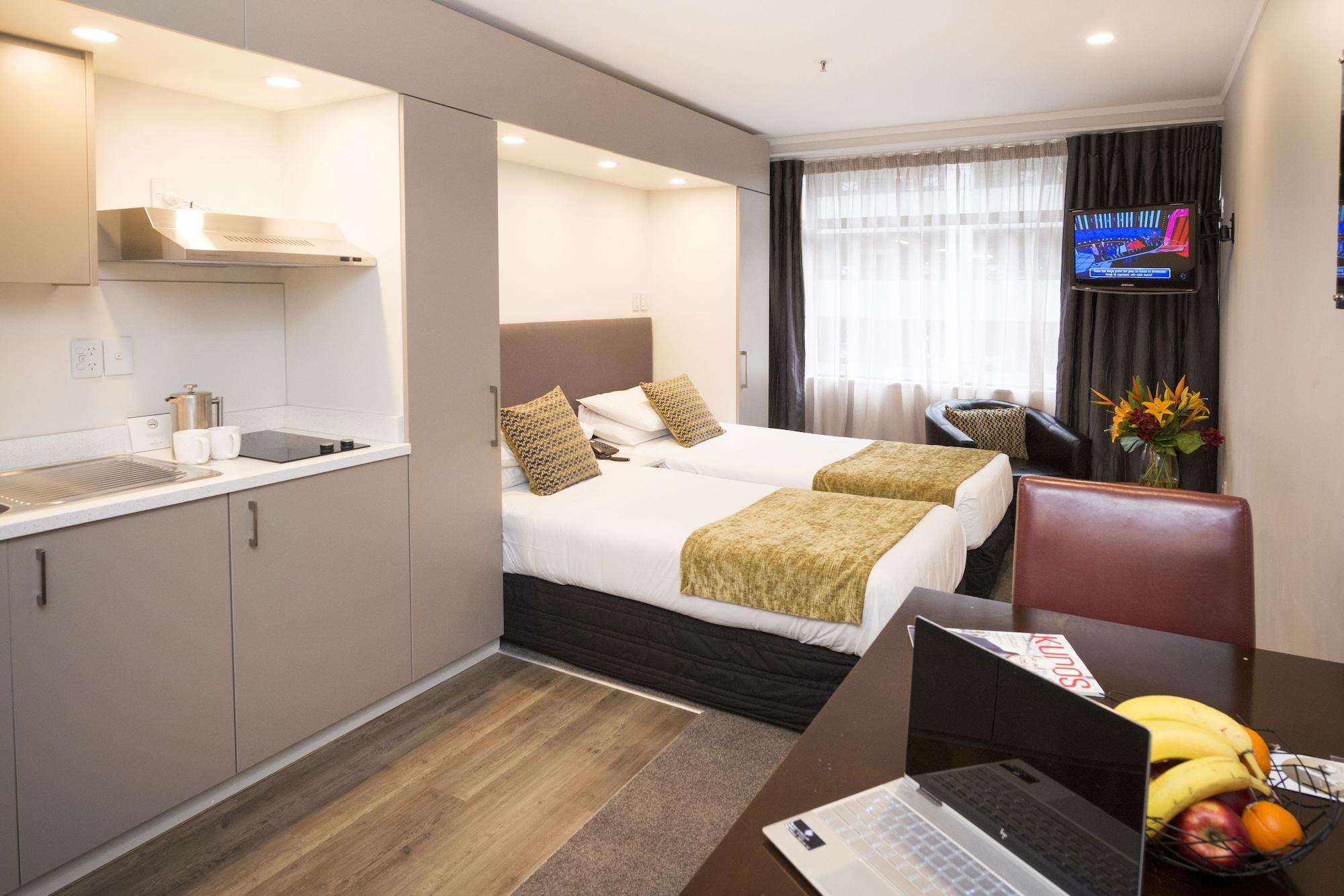Aparthotel Quest On Johnston Serviced 4*
