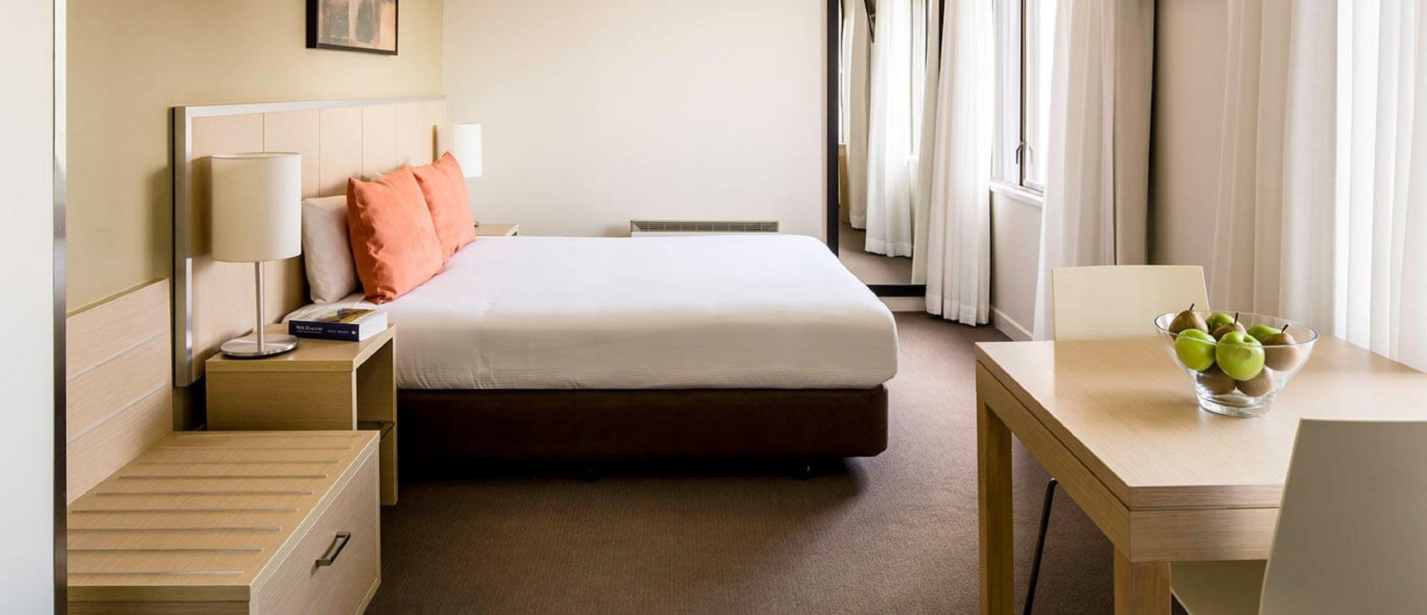 Travelodge Hotel 4*