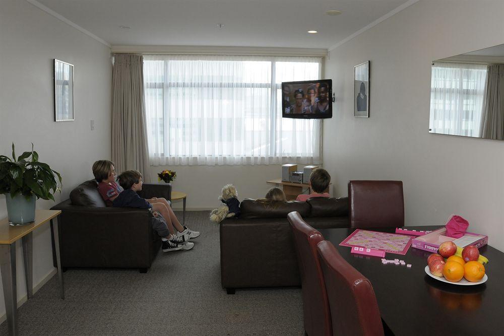 Quest On Johnston Serviced Aparthotel