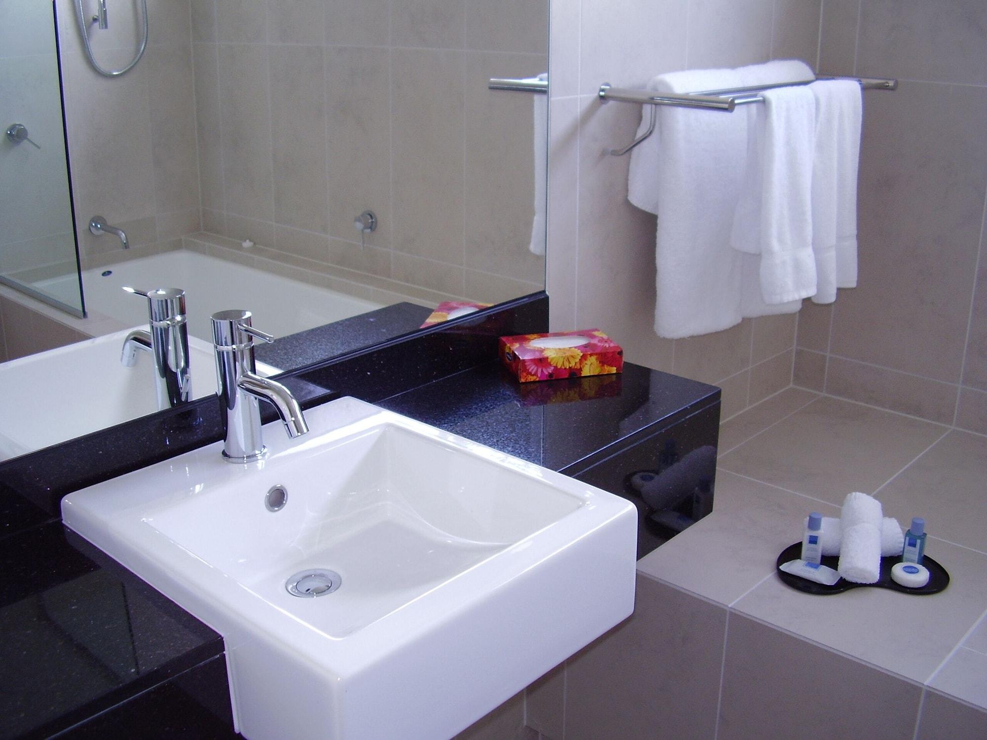 Brentwood Hotel