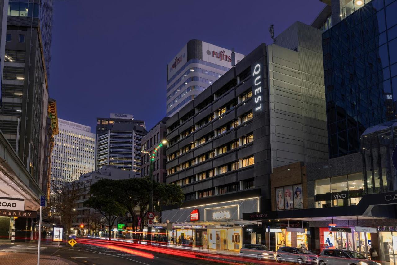 Quest 256 Lambton Hotel 4*