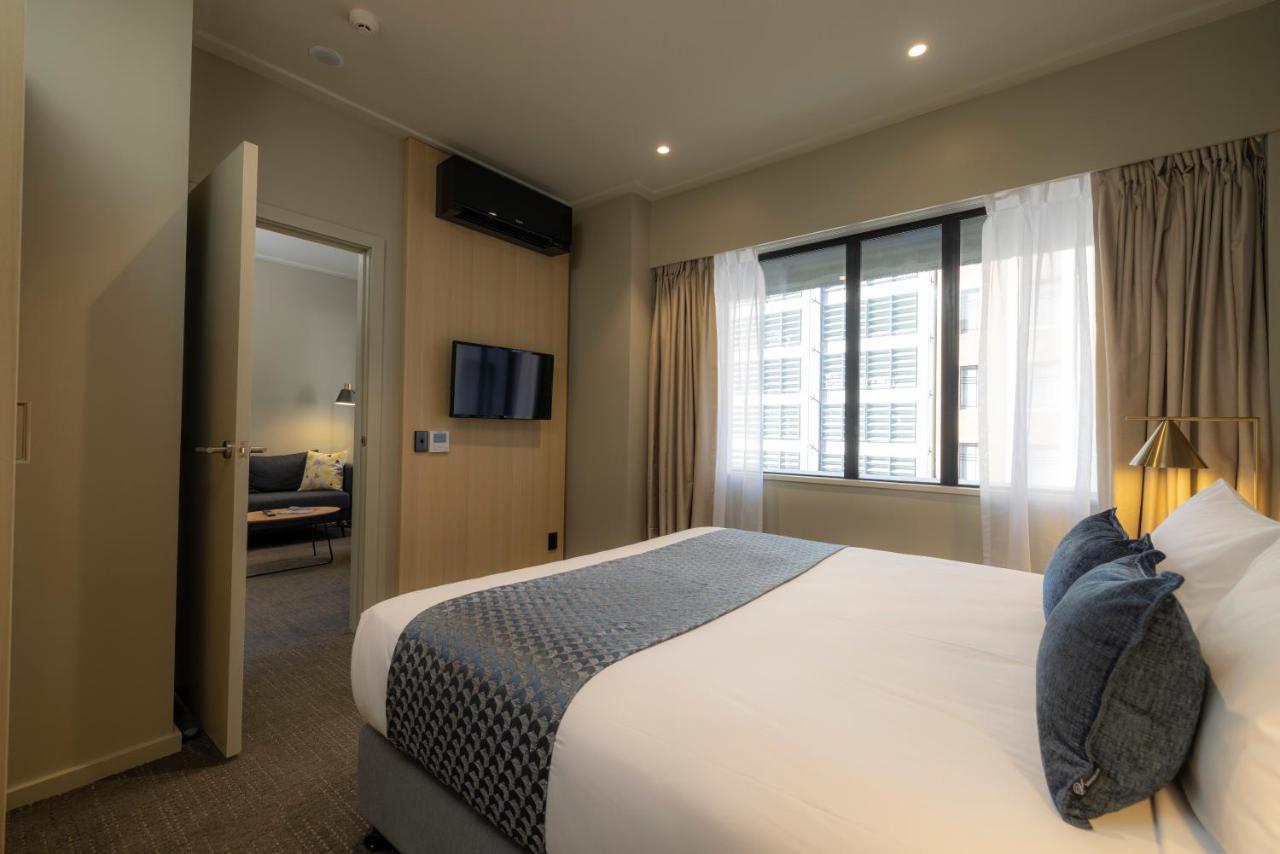 Quest 256 Lambton Hotel