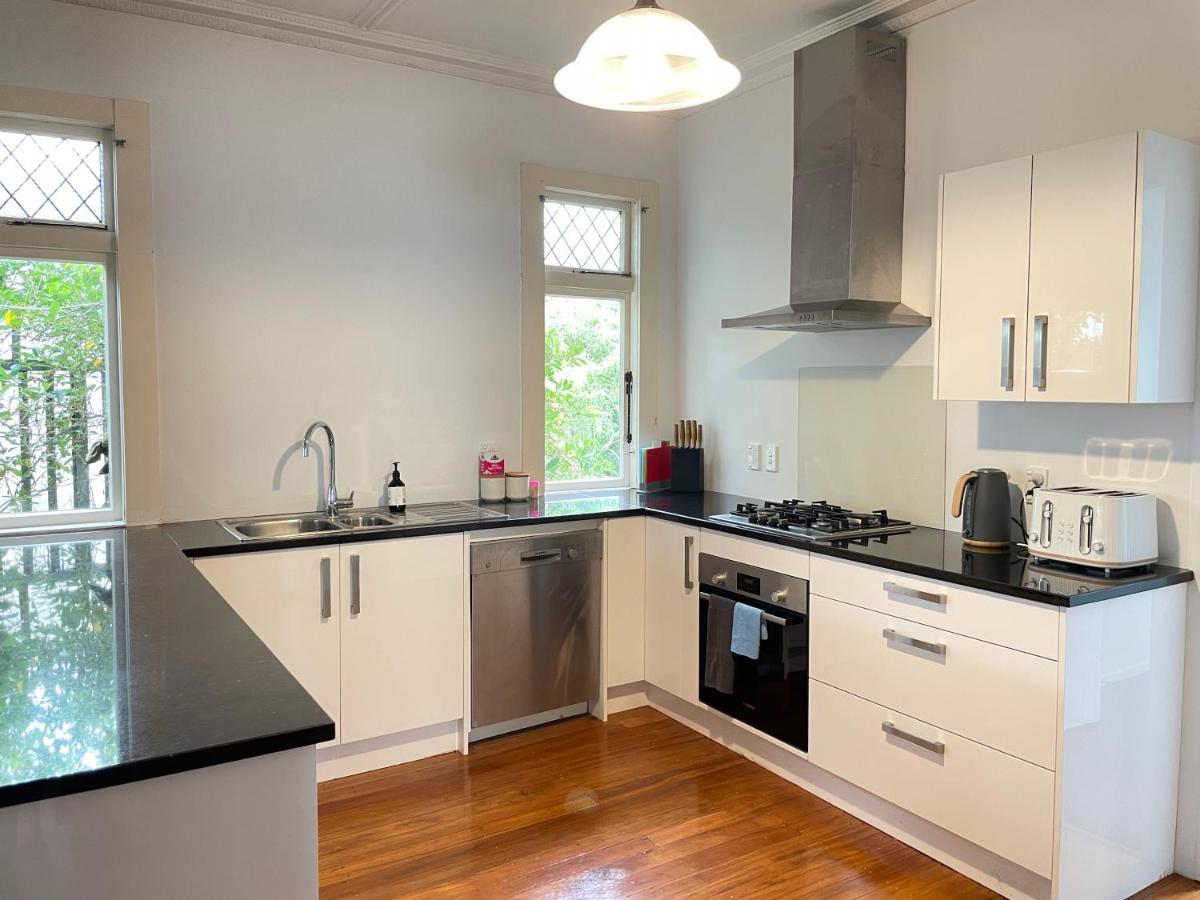 Spacious Retreat Near Ferry & Mall Holiday home