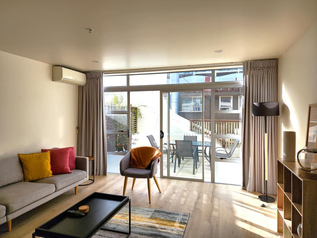 Apartment U On Jessie Wellington