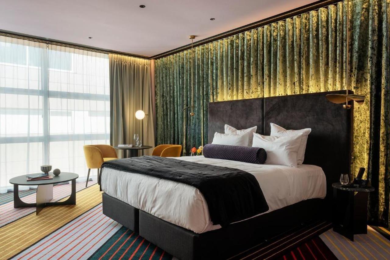 Naumi 4* Wellington