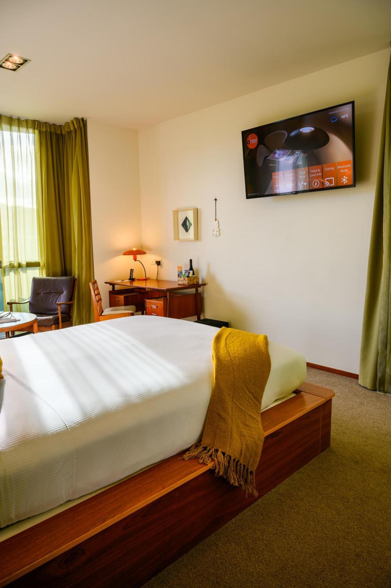 Ohtel Hotel