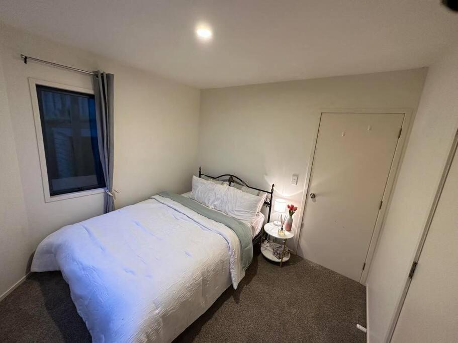 Scenic Haven Warm, Ethnic Charm * Wellington
