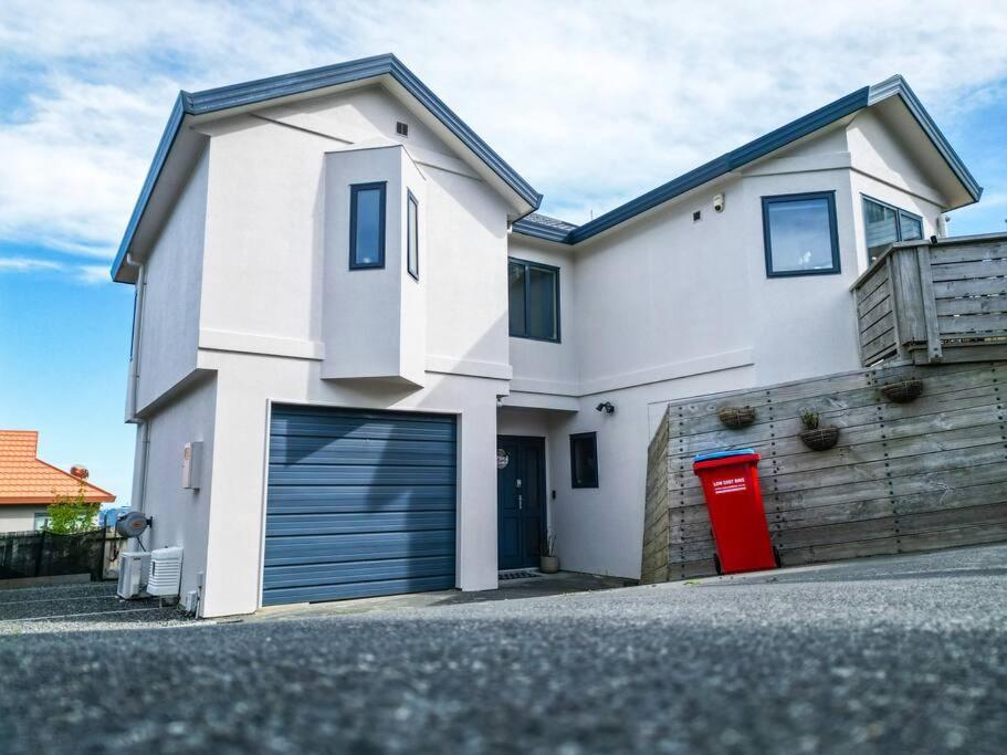 Scenic Haven Warm, Ethnic Charm Wellington