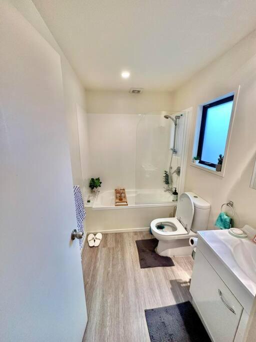 Scenic Haven Warm, Ethnic Charm Holiday home
