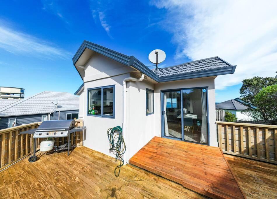 Scenic Haven Warm, Ethnic Charm *
