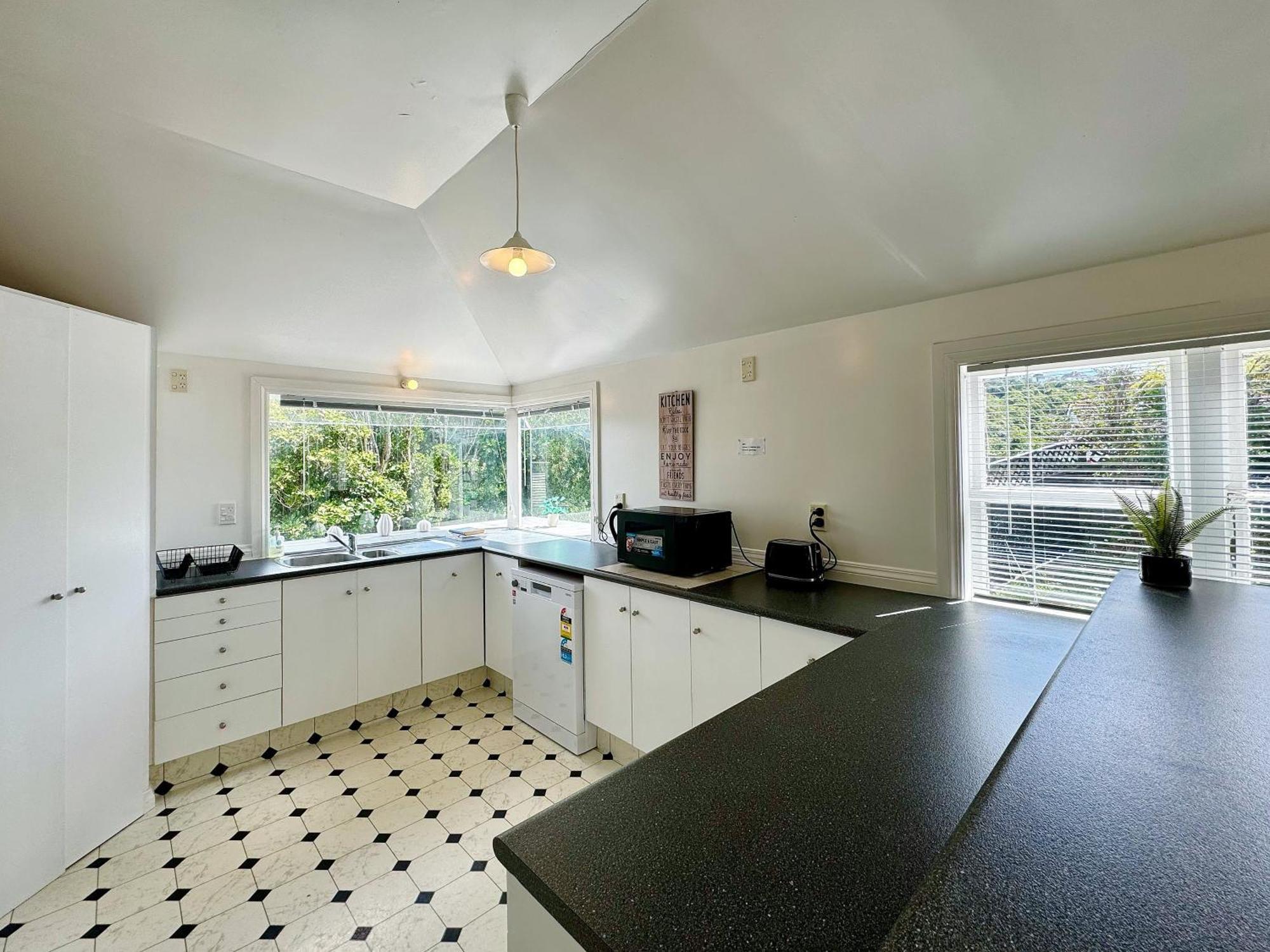 Harbourview Khandallah Charm Holiday home Wellington