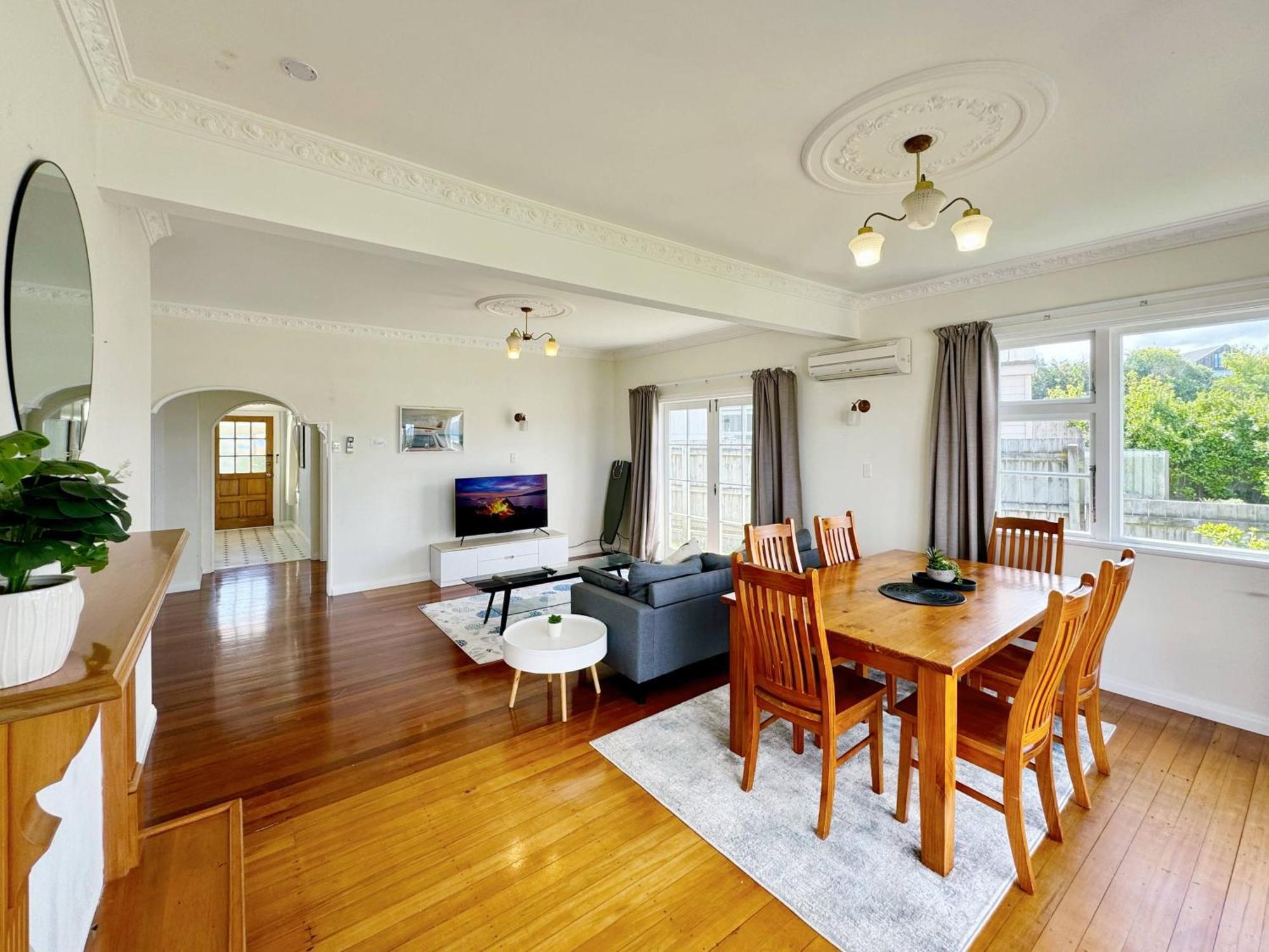 Holiday home Harbourview Khandallah Charm