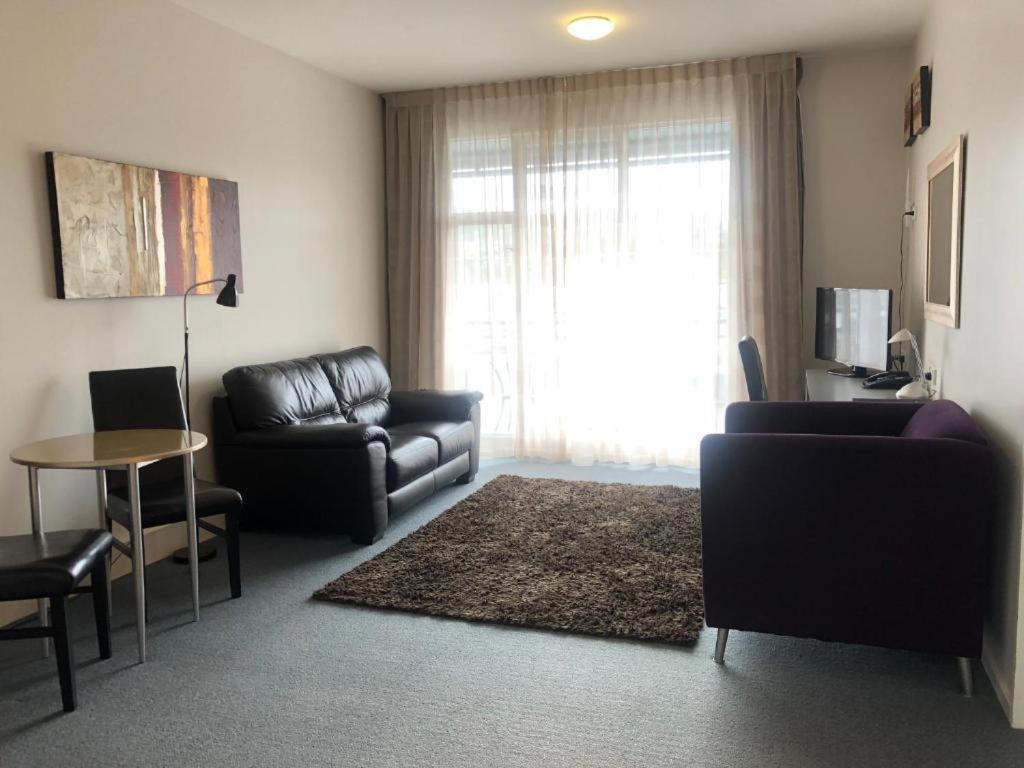 Western Motel 4*