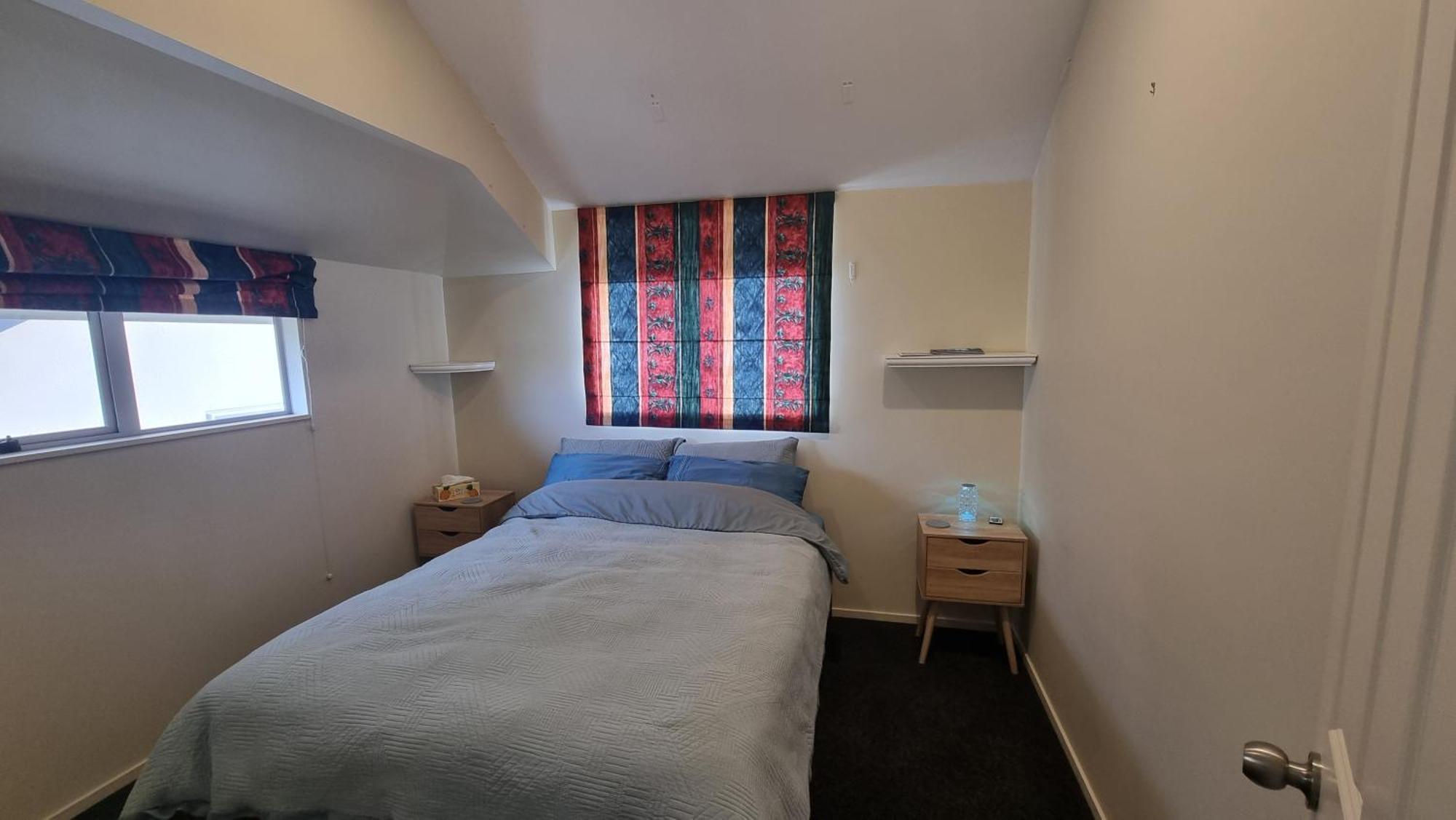 Peaceful Hillview - Double Bed At Churton Park *