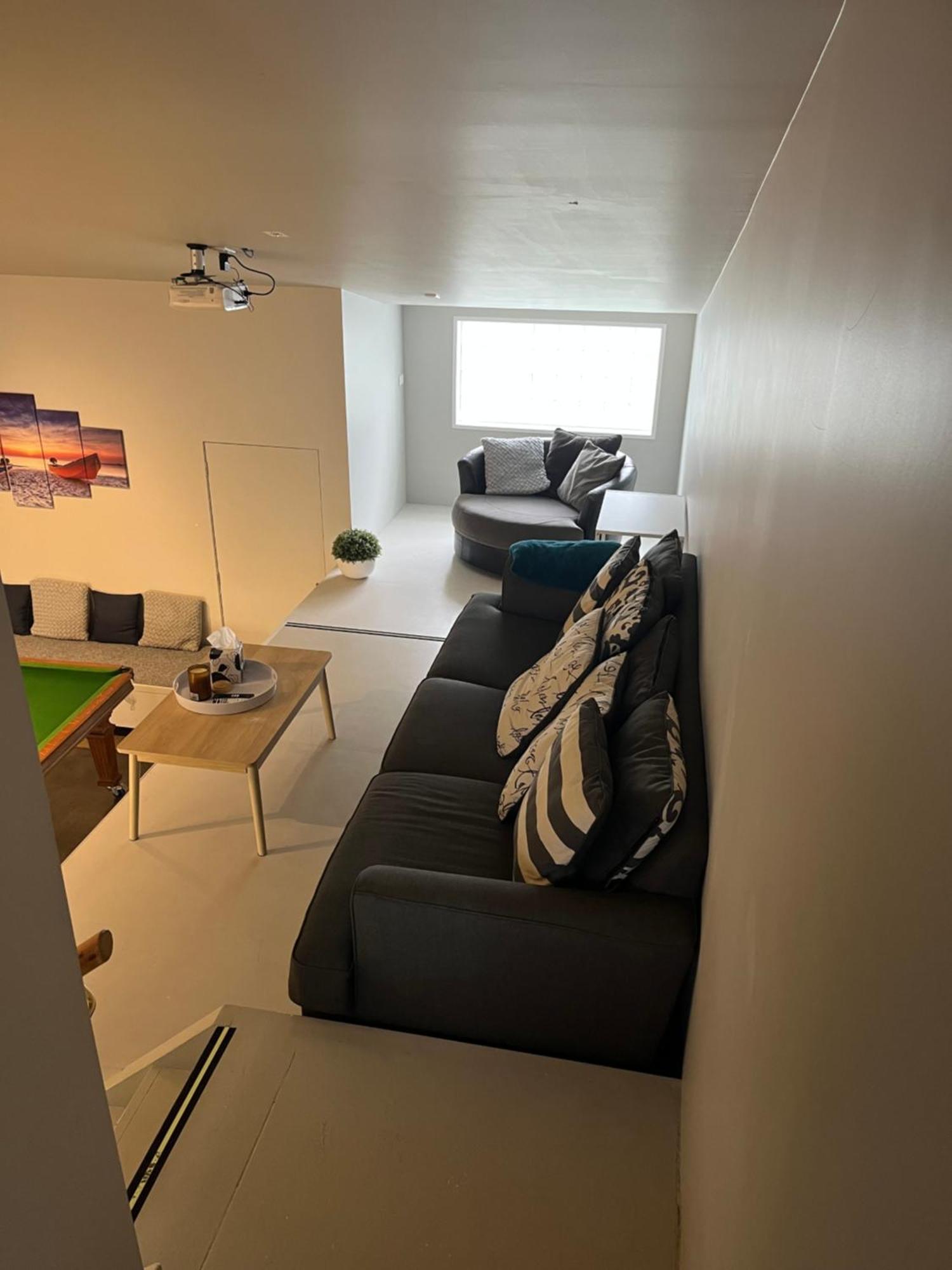 Hidden Gem By The Sea Apartment *