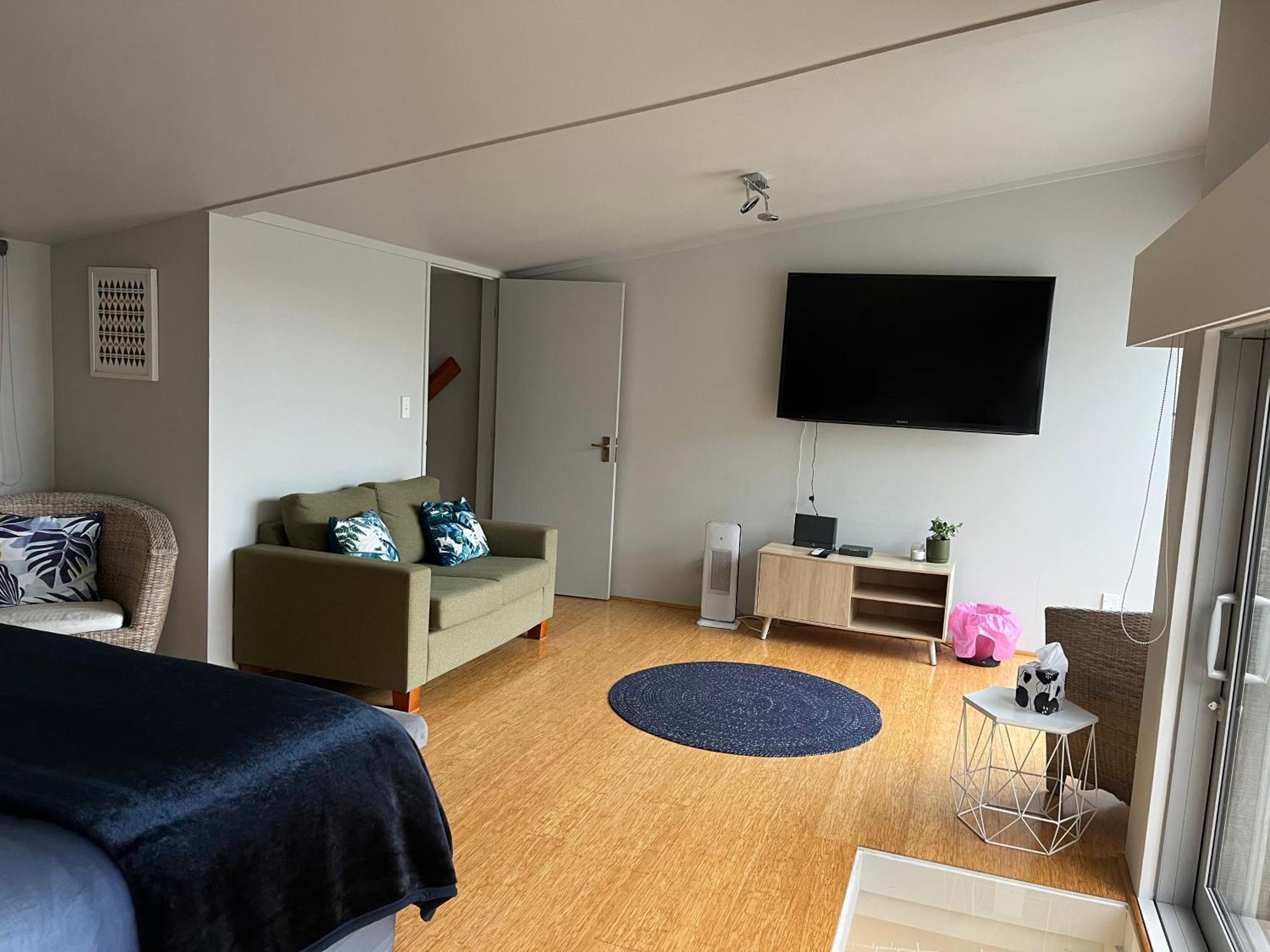 Hidden Gem By The Sea Apartment