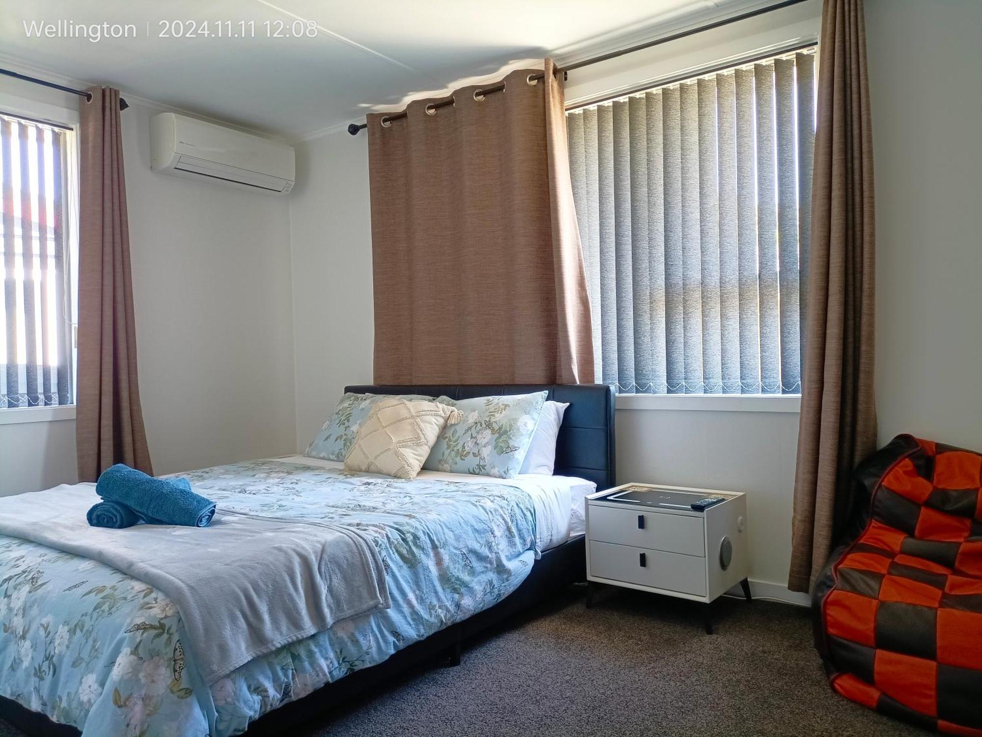 Holiday home Comfy & Sunny In *