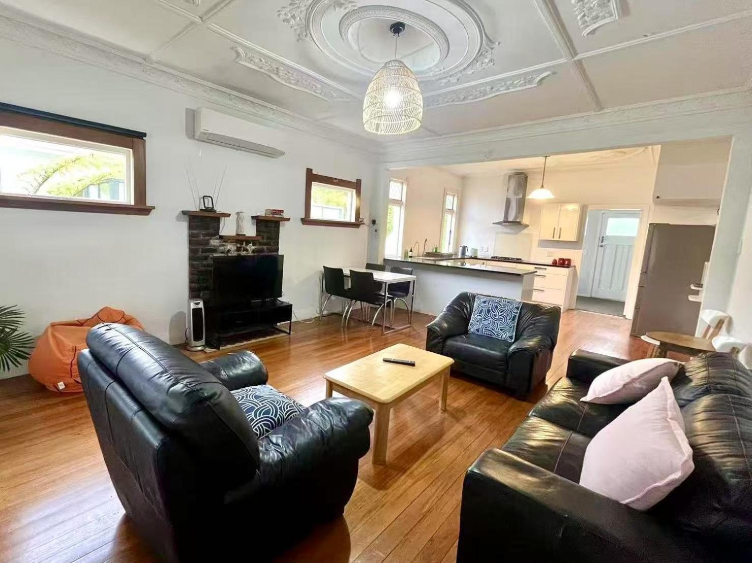 Holiday home Spacious Retreat Near Ferry & Mall Wellington