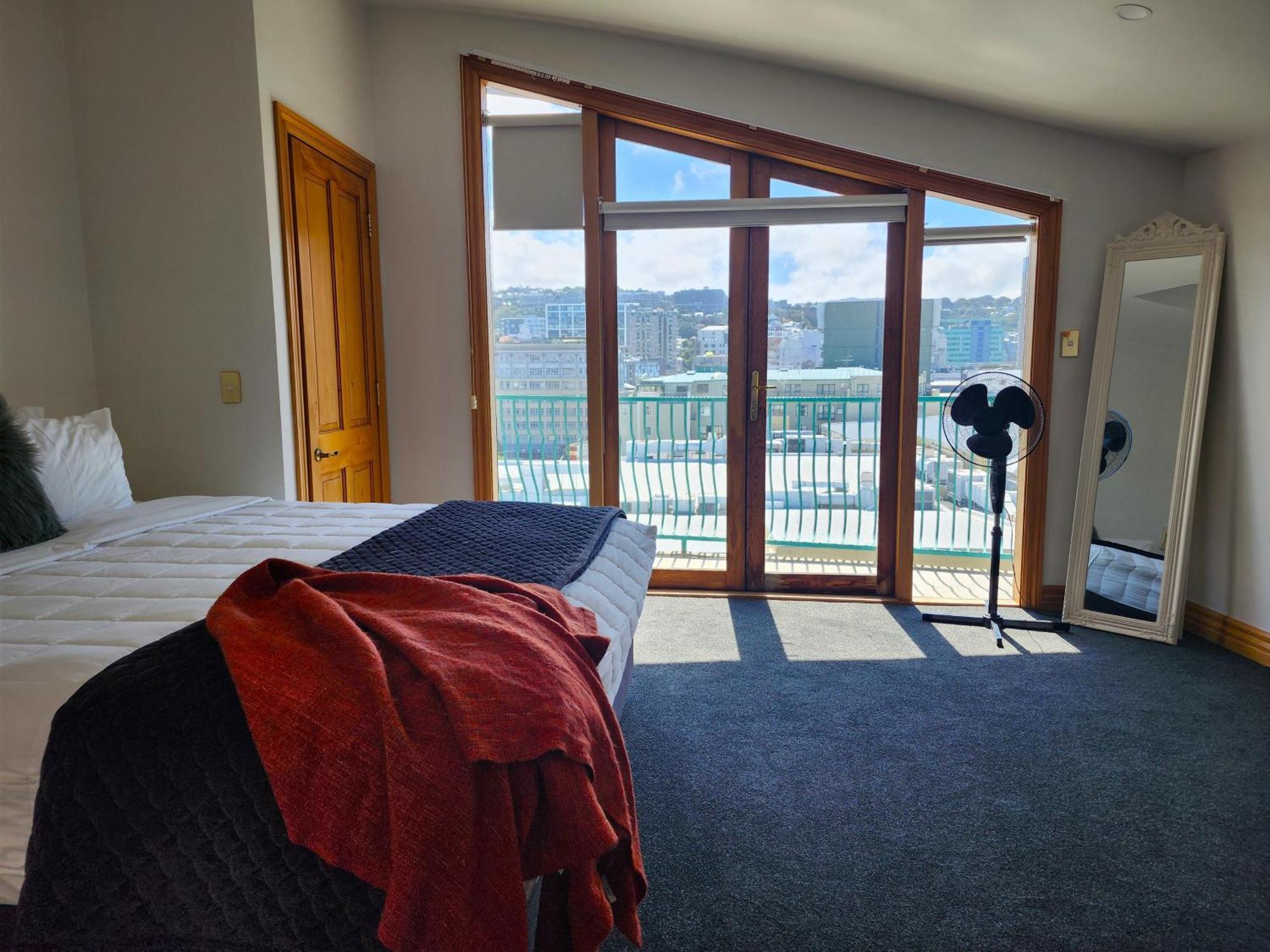 Apartment U On Courtenay *