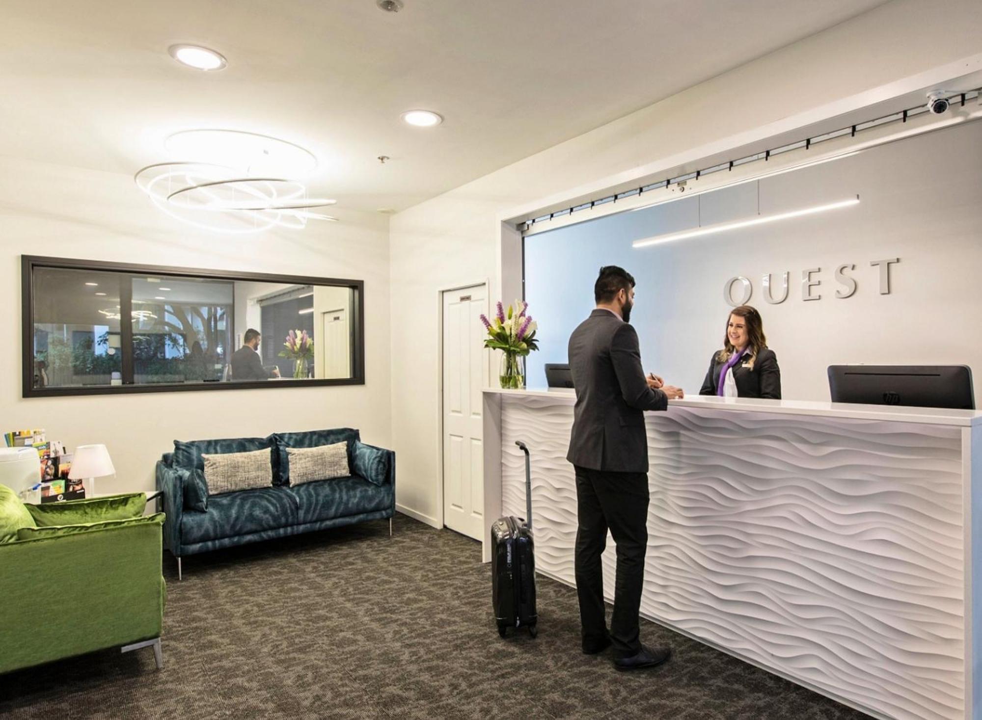 Aparthotel Quest Atrium Apartment Hotel