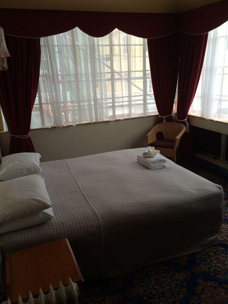 Hotel Shepherds Arms Wellington