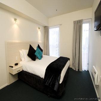 Mercure And Aparthotel