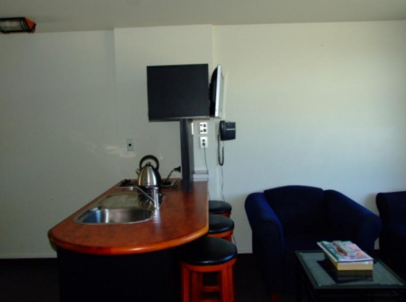 Motel Airport 4*
