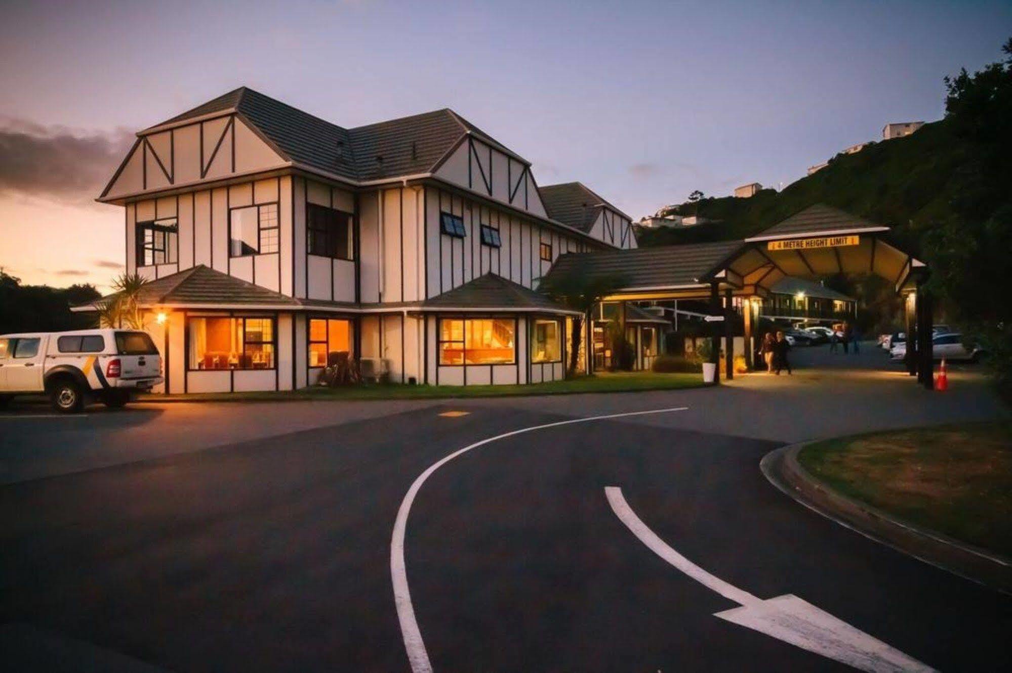 Capital Motor Hotel