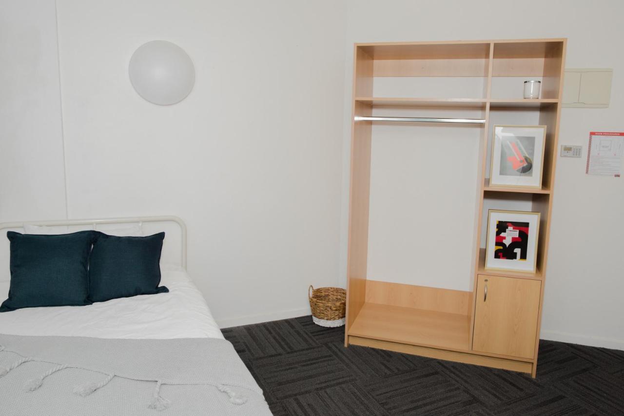 Rise Hostel *