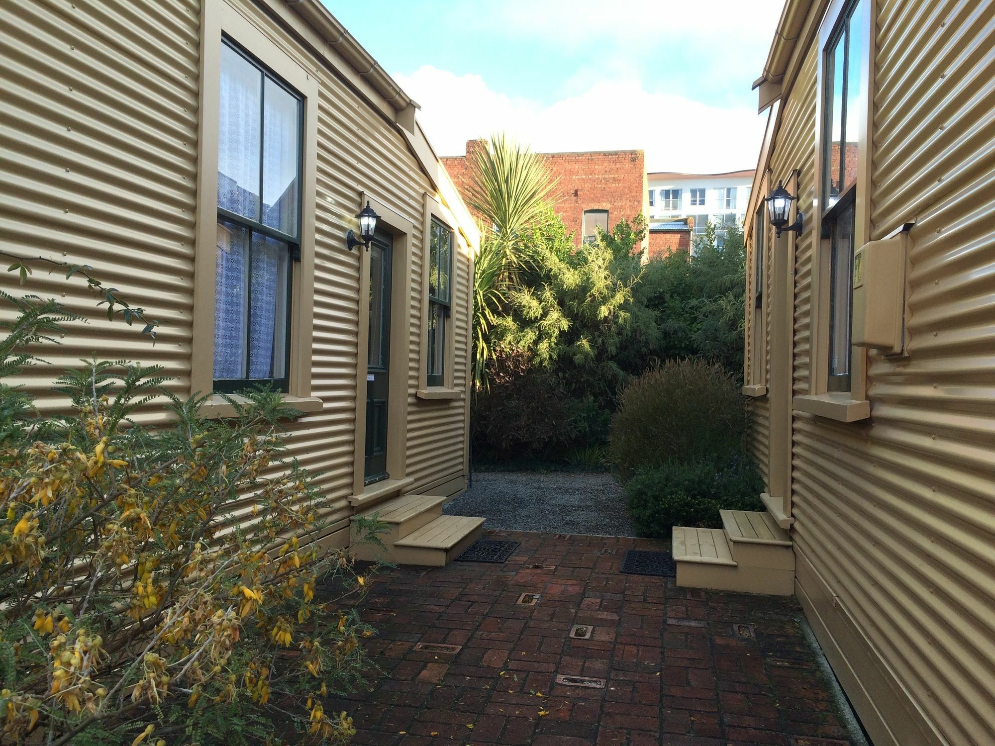 Wellington City Cottages