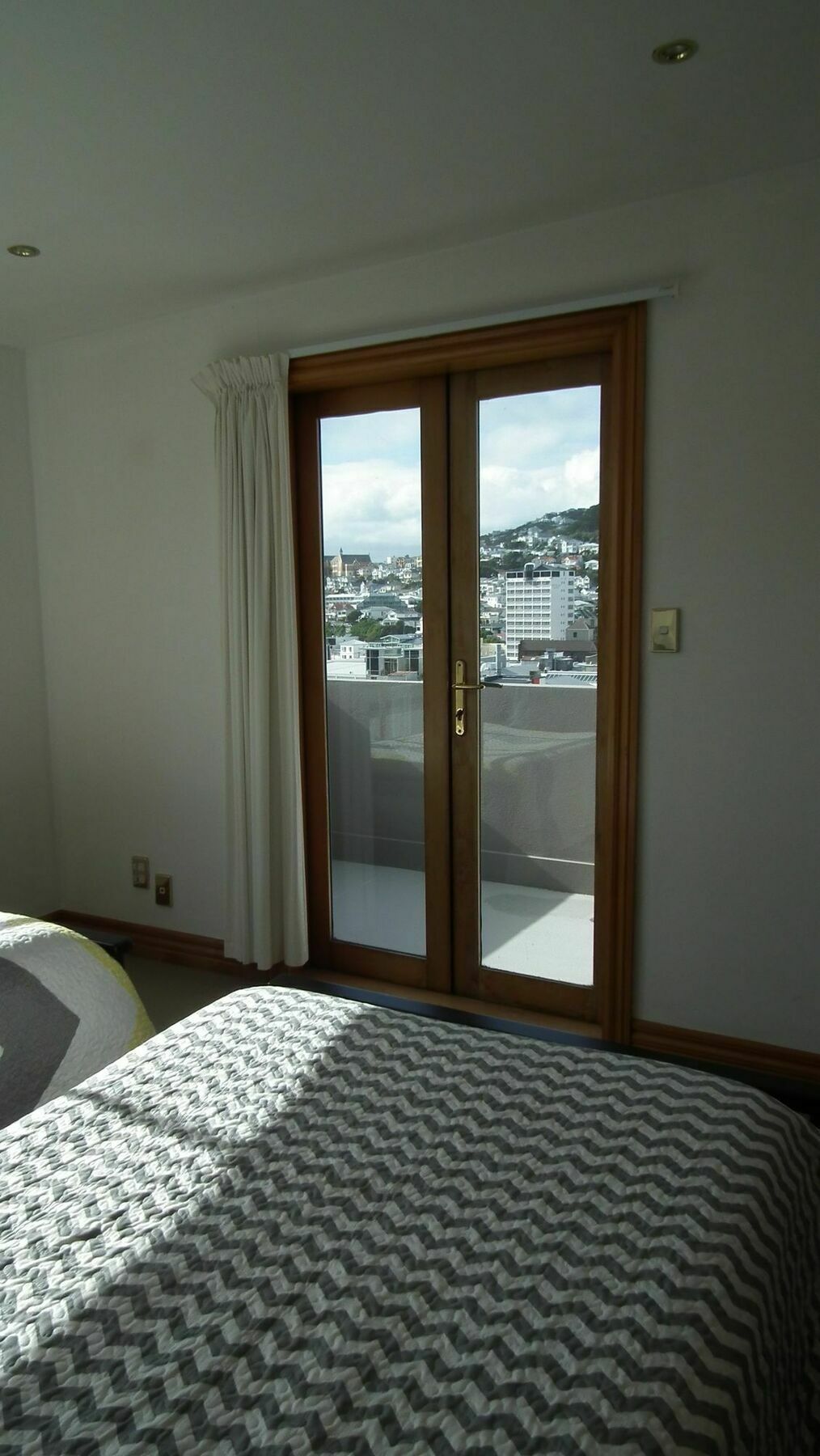 U On Courtenay Apartment *