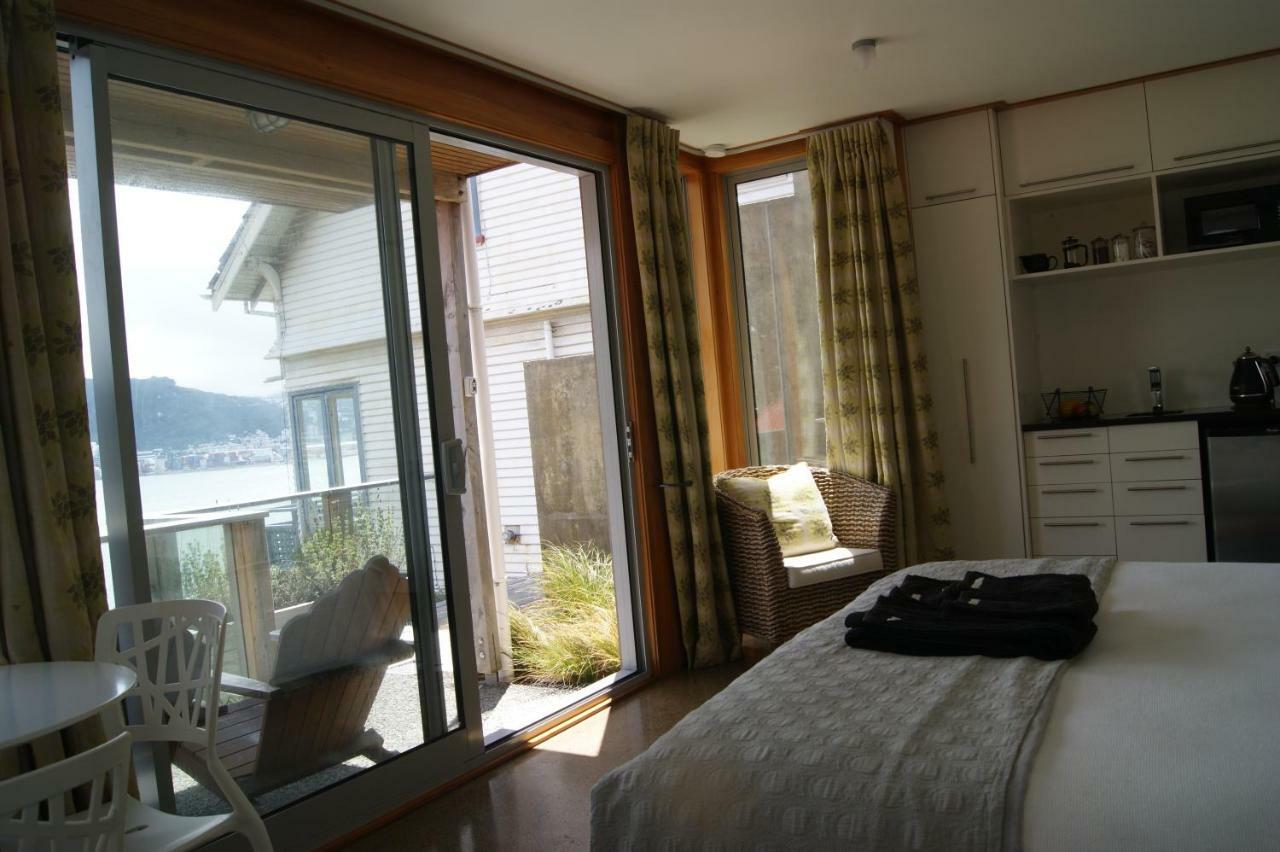 Oriental Bay At Its Apartment Wellington