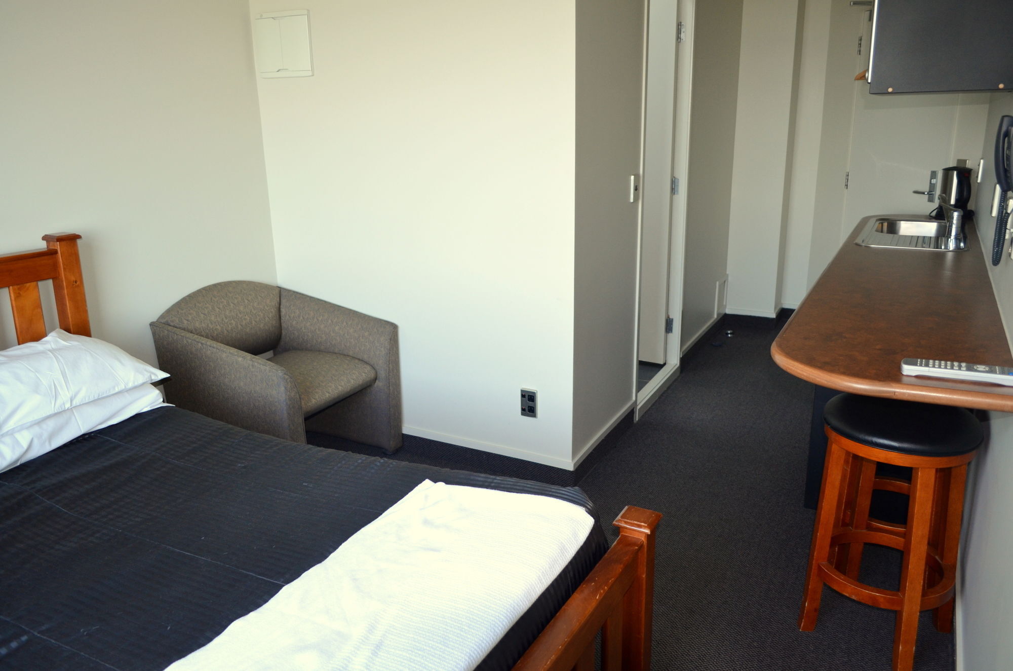 Motel Airport 4*