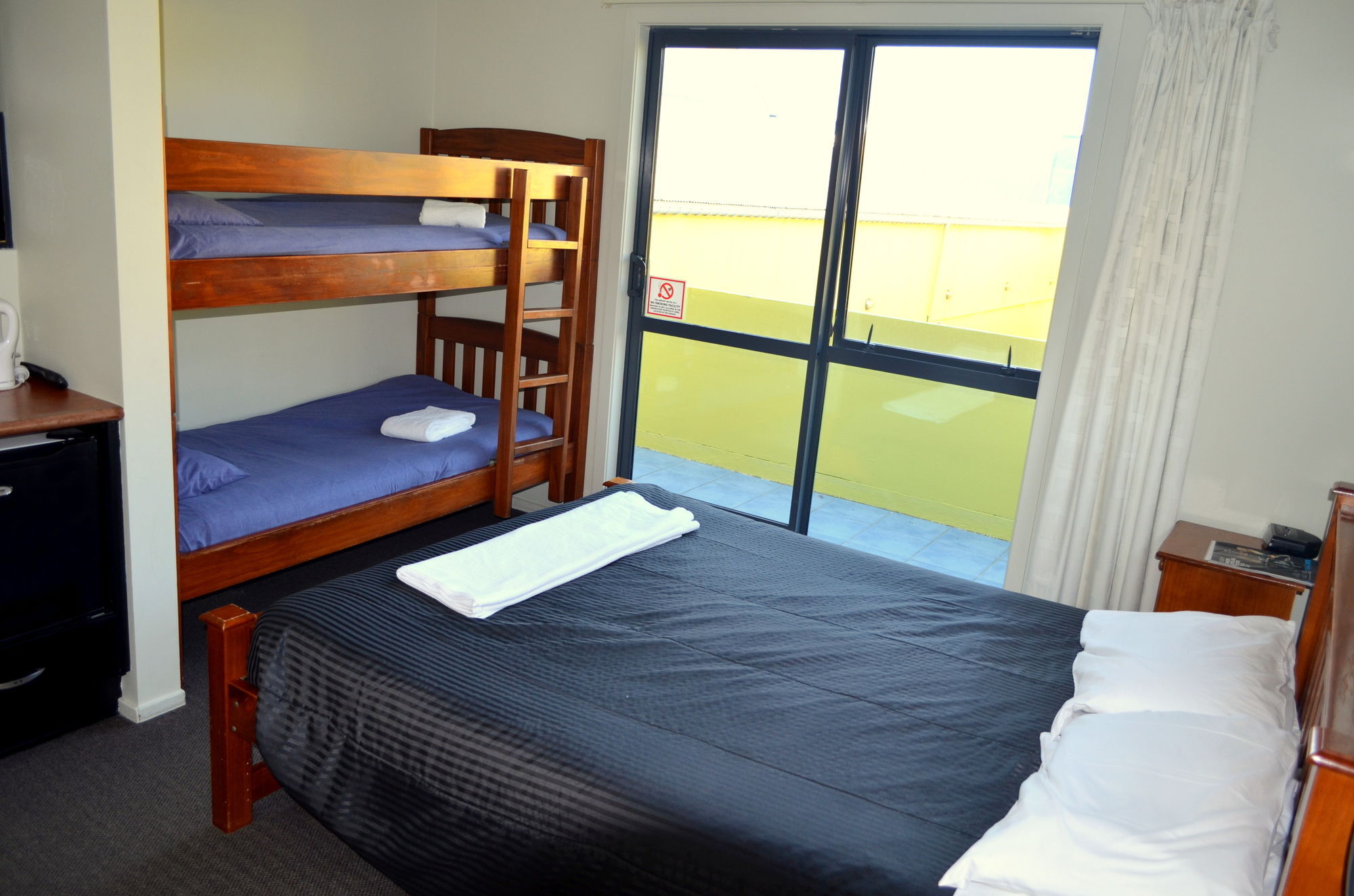 Airport Motel