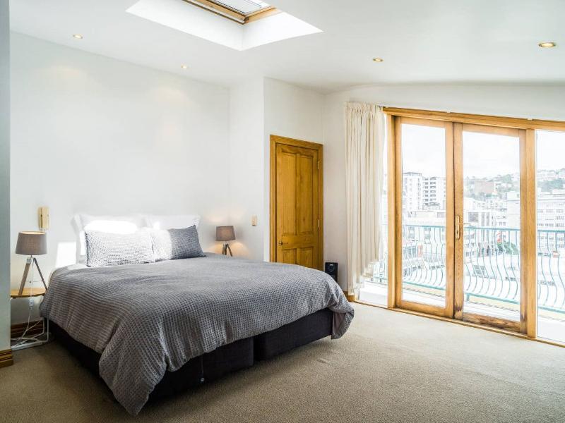 Apartment U On Courtenay *