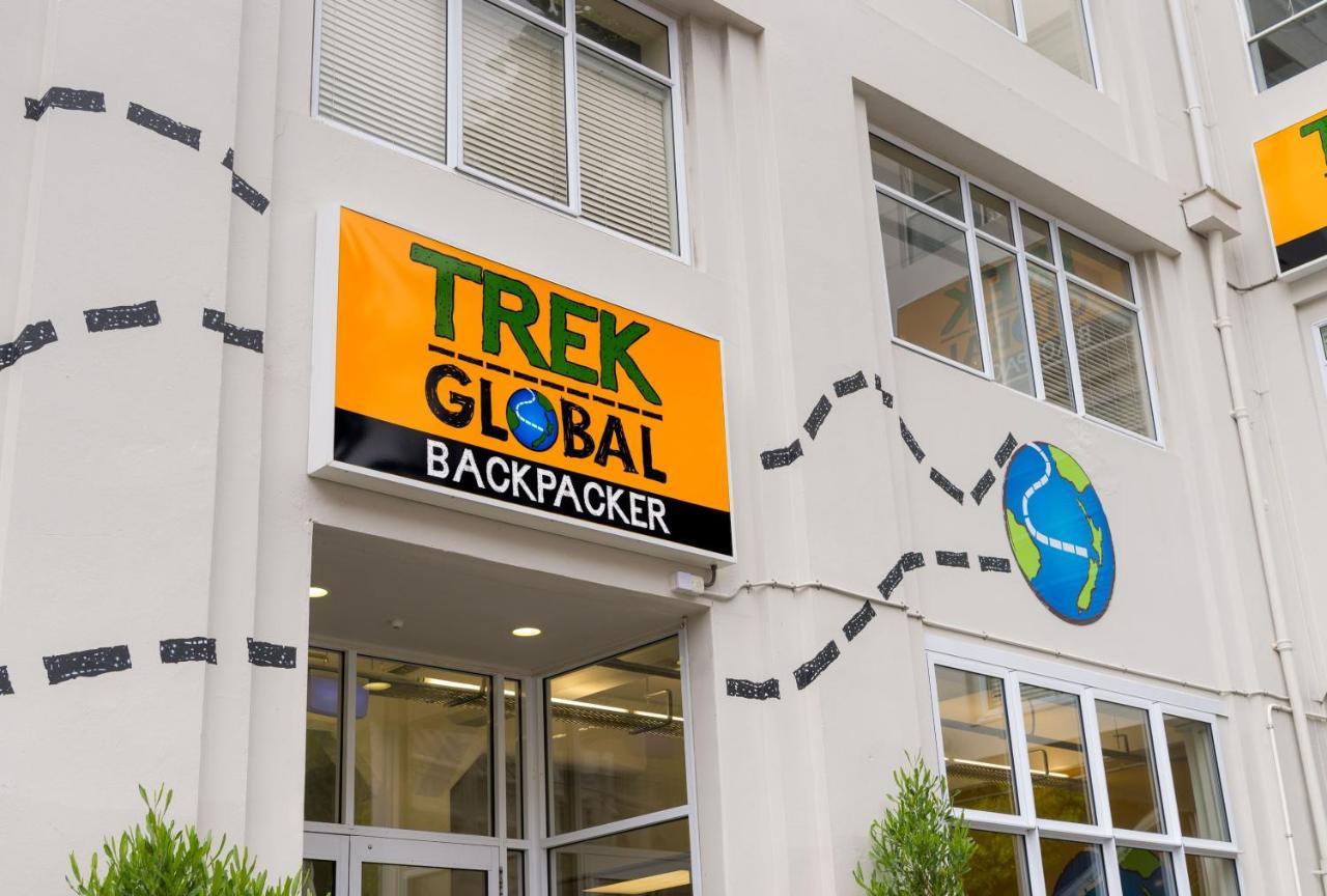 Trek Global Backpackers Hostel *