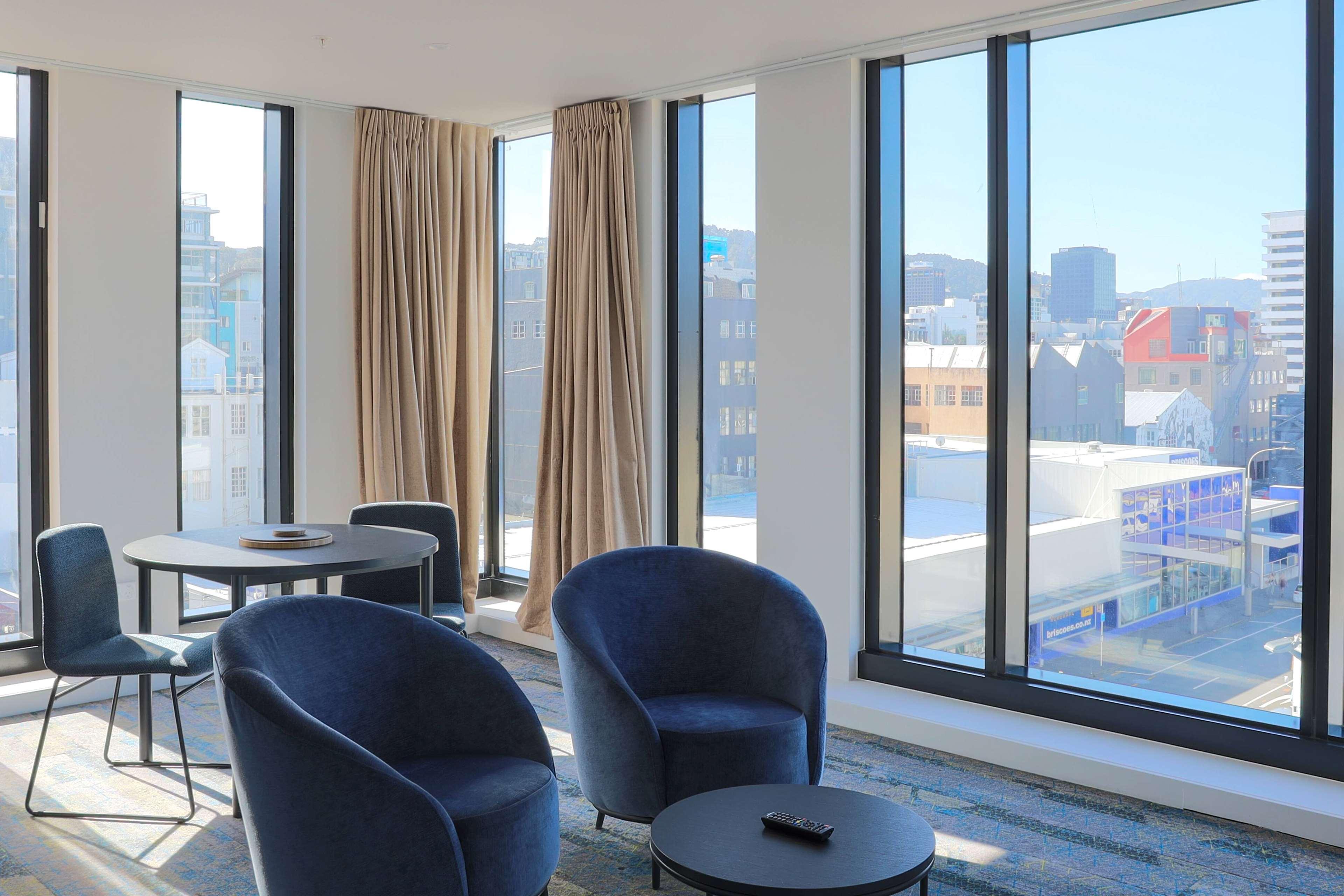 Ramada By Wyndham Taranaki Street Hotel 4*