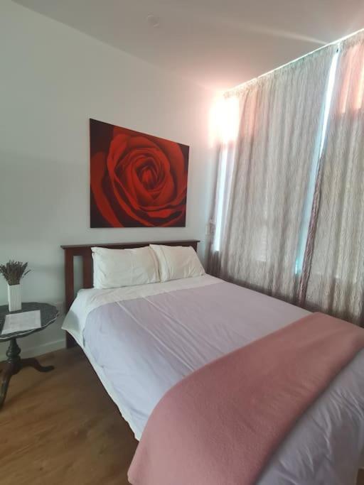 Newly Built In Cbd Apartment